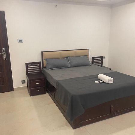 Kochi Bmran Luxury Serviced Apartment מראה חיצוני תמונה